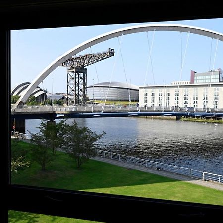 Apartament Sec/ Hydro Two Bed Flat With Free Parking And Great View Glasgow Zewnętrze zdjęcie