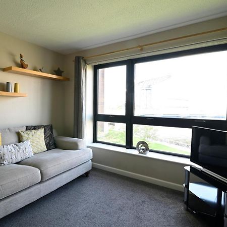 Apartament Sec/ Hydro Two Bed Flat With Free Parking And Great View Glasgow Zewnętrze zdjęcie