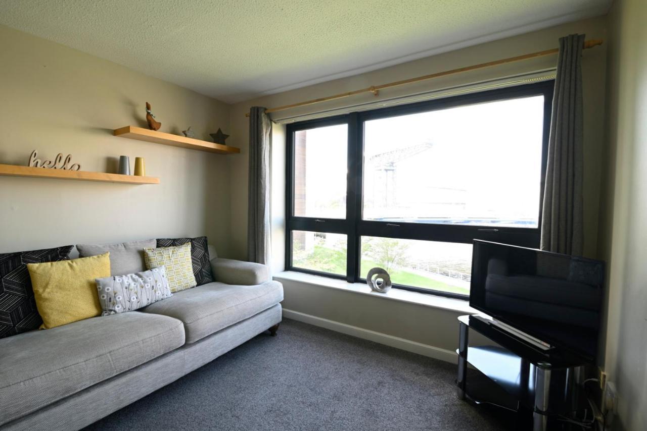 Apartament Sec/ Hydro Two Bed Flat With Free Parking And Great View Glasgow Zewnętrze zdjęcie
