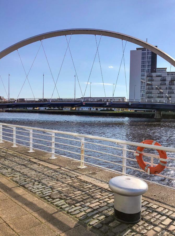 Apartament Sec/ Hydro Two Bed Flat With Free Parking And Great View Glasgow Zewnętrze zdjęcie